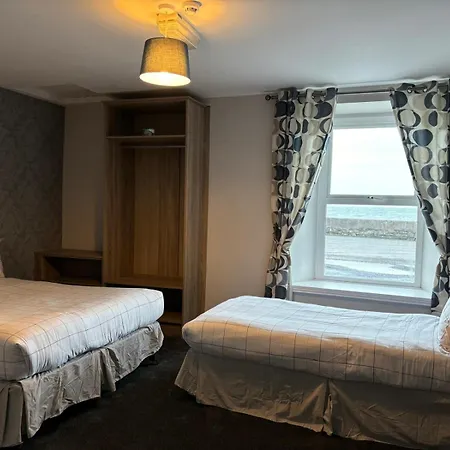 Hostel Loophead Kilbaha