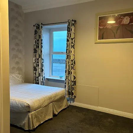 Hostel Loophead Kilbaha